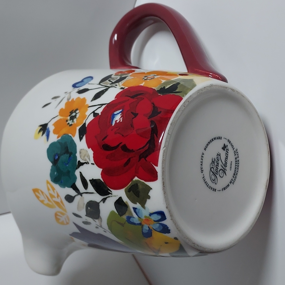 Pioneer Woman 4 cup Measuring Pitcher with Handle - Picture 4 of 6